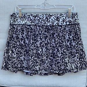 Lululemon - Pace Rival Skirt 💫